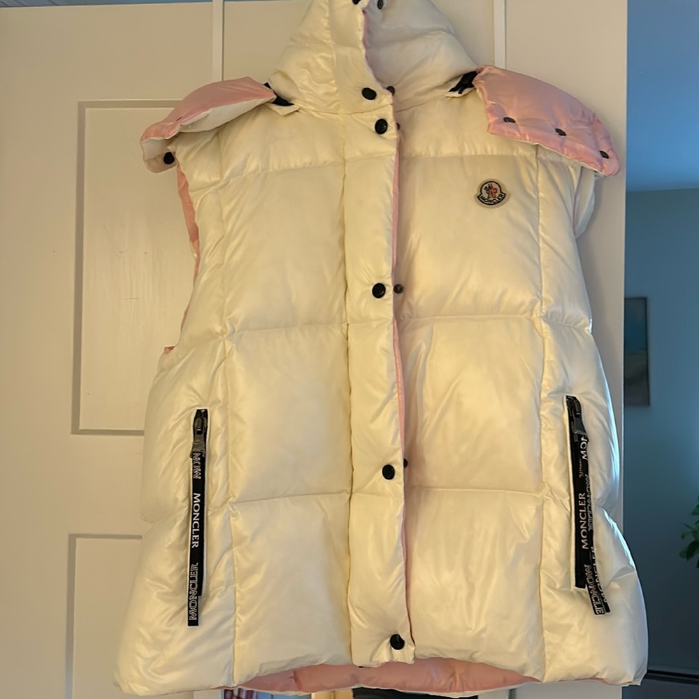 MONCLER DOWN VEST